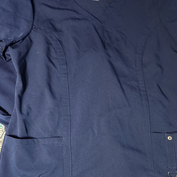 Womens Scrubs Set - Picture 5 of 5